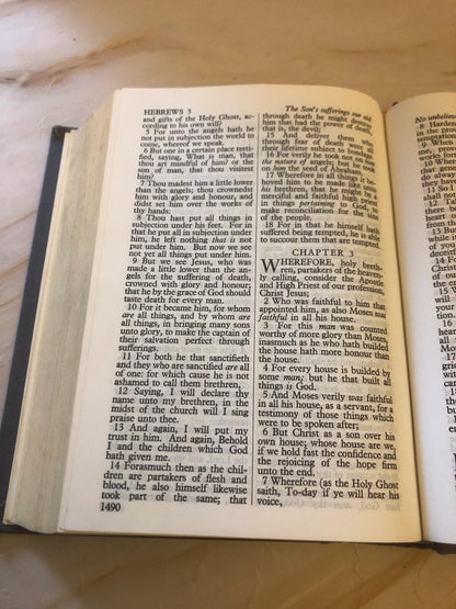 KJV Holy Bible Vintage Style Christian Gift King James Bible Small Bible Classic Bible - Ref x427