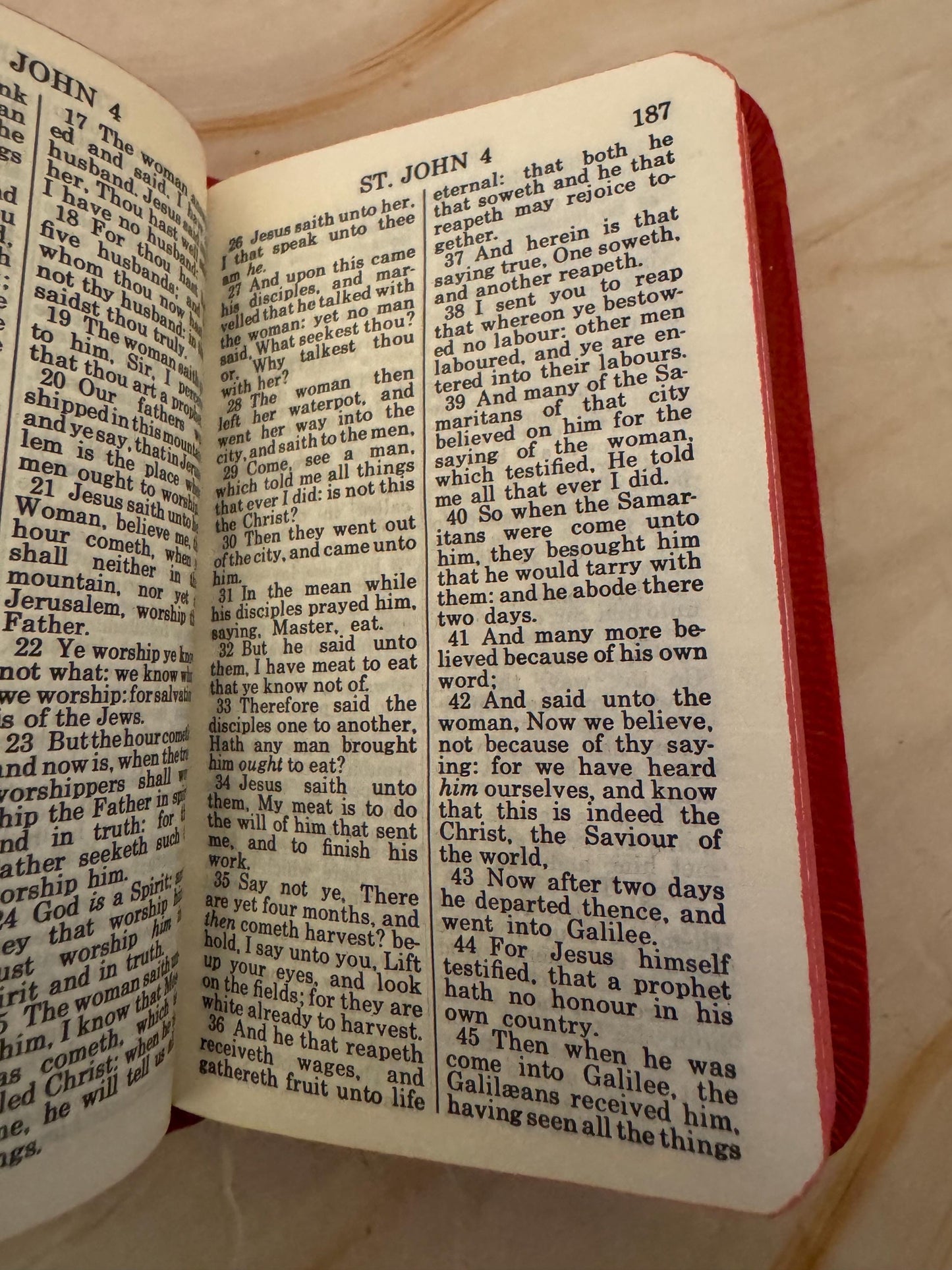1976 Gideons Red Pocket New Testament, King James Version with Psalms and Proverbs - Ref x638