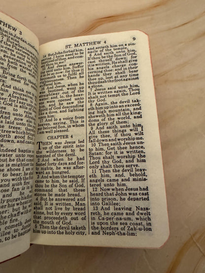 1976 Gideons Red Pocket New Testament, King James Version with Psalms and Proverbs - Ref x638