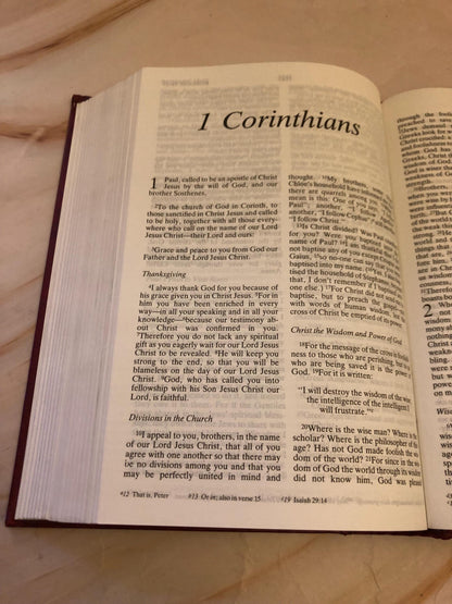 NIV Holy Bible 2001 Hardcover Christian Bible Modern Bible Gift Study Bible - (Ref x405)