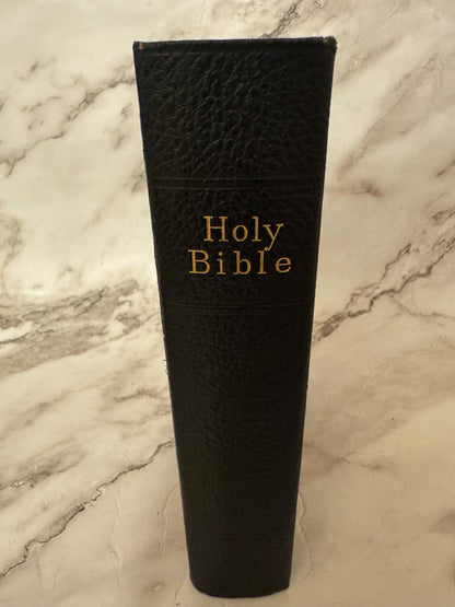 1935 Large Family Holy Bible KJV Leather Bound Illustrated Vintage Christian Bible - Ref x624