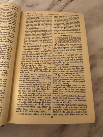 1935 Large Family Holy Bible KJV Leather Bound Illustrated Vintage Christian Bible - Ref x624