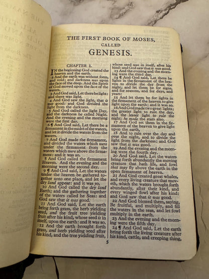 Antique Holy Bible Yapp Binding Early 1900s Leather Bound KJV Vintage Christian Bible Pocket - Ref x613