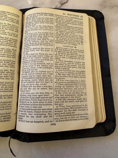 Antique Holy Bible Yapp Binding Early 1900s Leather Bound KJV Vintage Christian Bible Pocket - Ref x613