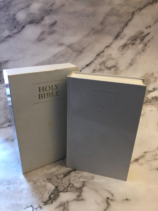 2007 Modern King James Version Holy Bible KJV - (Ref x391)