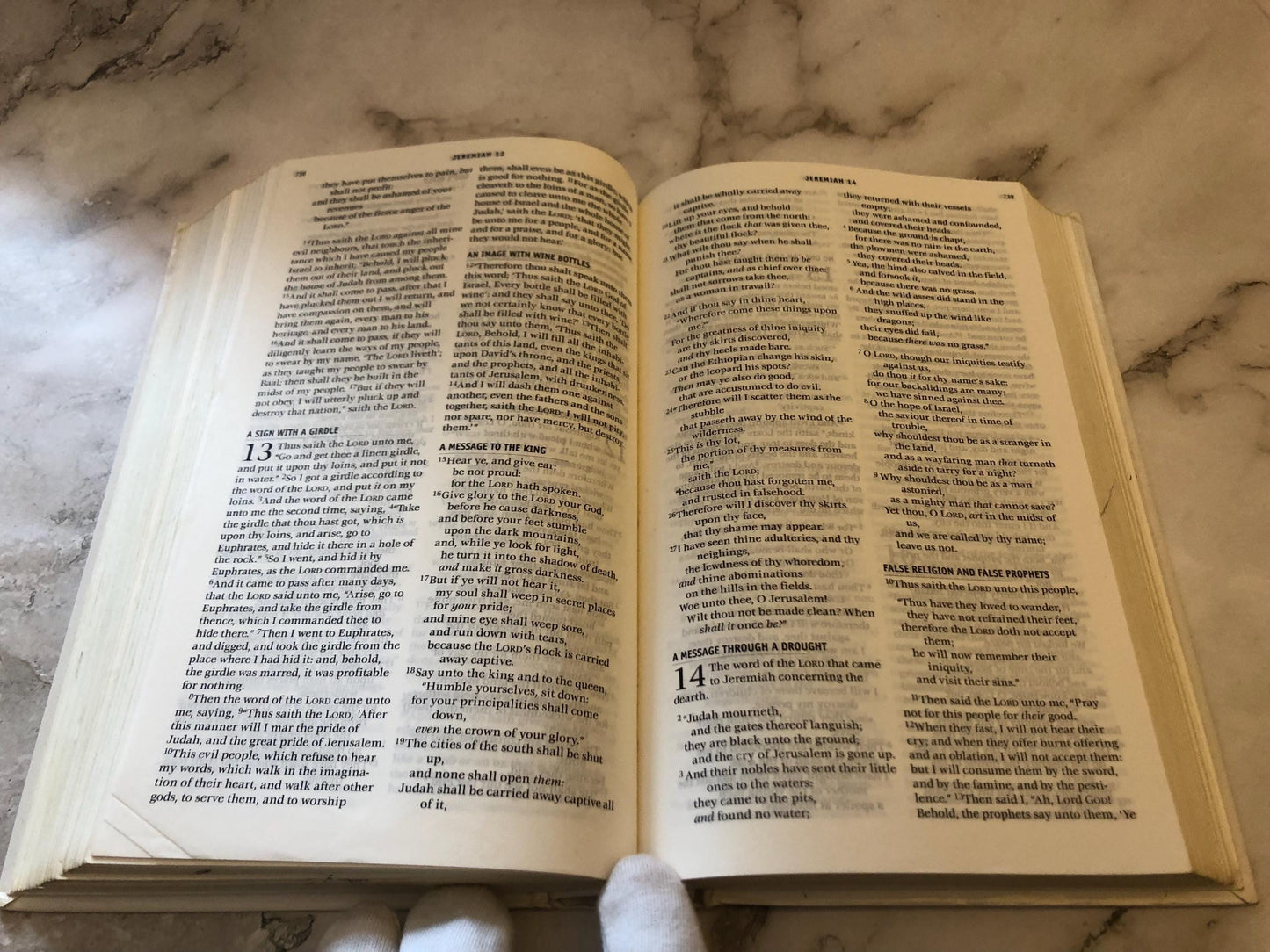 2007 Modern King James Version Holy Bible KJV - (Ref x391)
