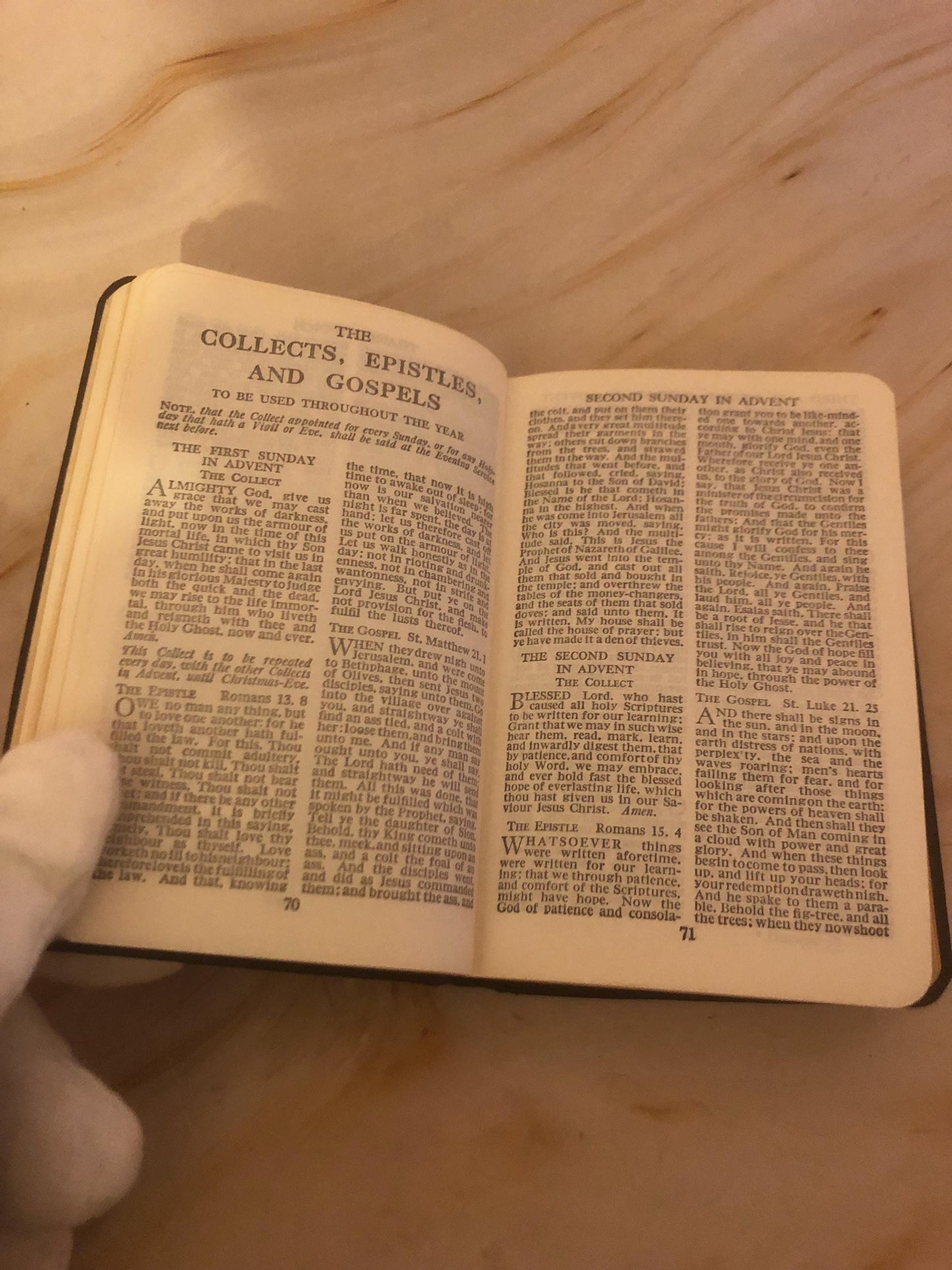 Mini Book of Common Prayer & Hymns – Pocket Size – Vintage Christian Prayer Book - Ref x485