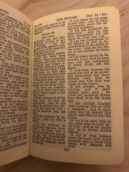 Mini Book of Common Prayer & Hymns – Pocket Size – Vintage Christian Prayer Book - Ref x485