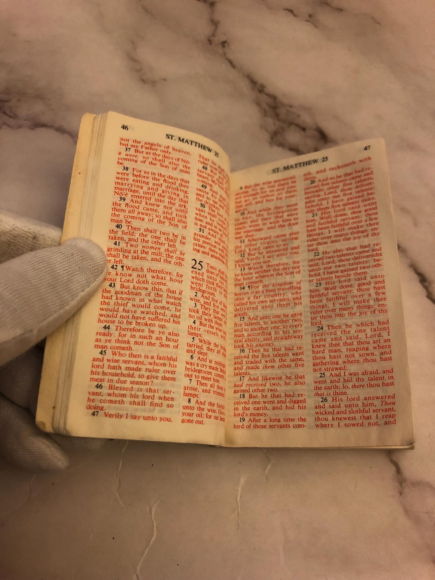 1983 KJV New Testament Pocket Size Bible - Ref x377