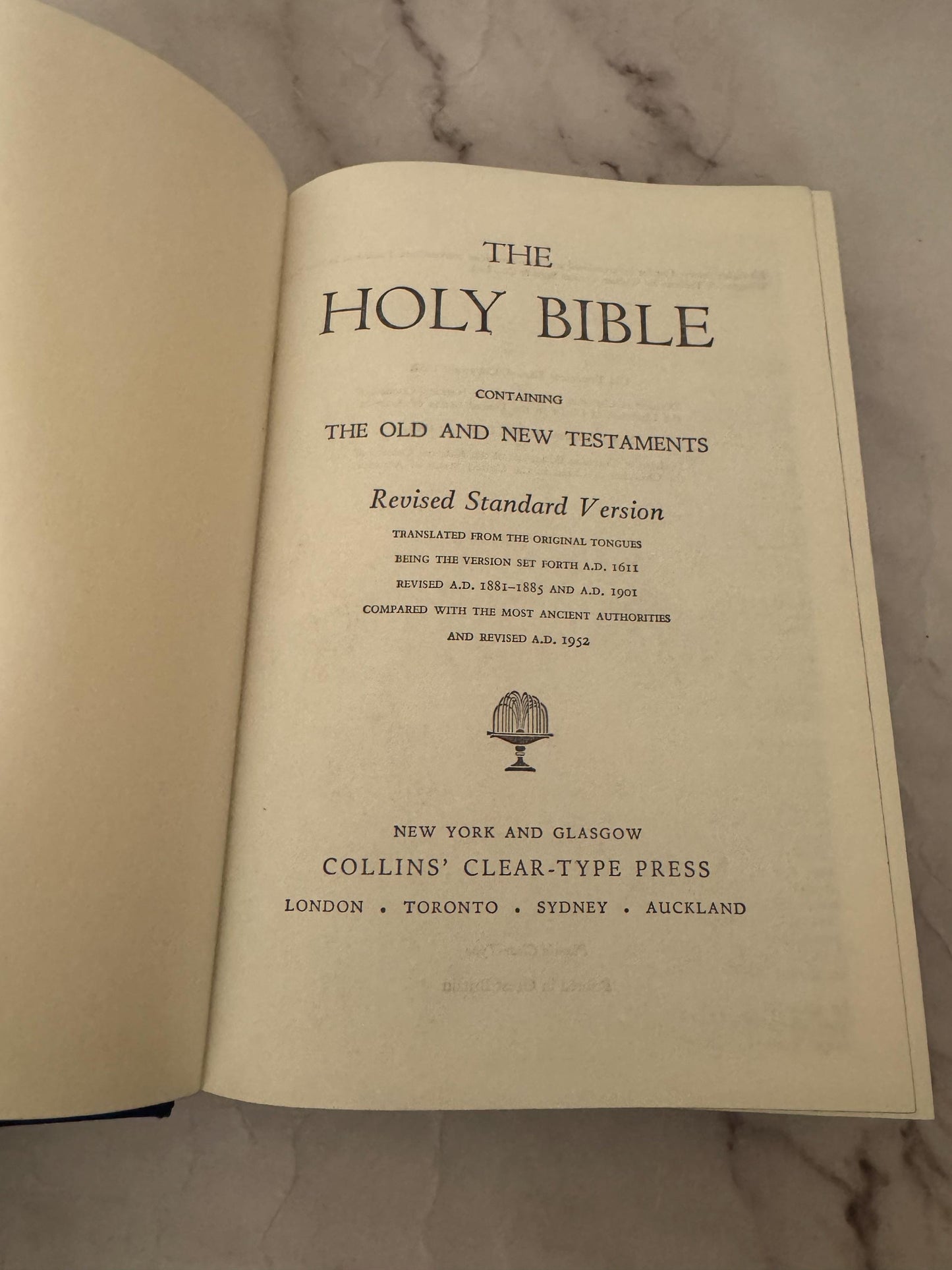 Vintage Holy Bible RSV 1952 Collins – Blue Hardcover Christian Gift, Compact Bible - Ref x589