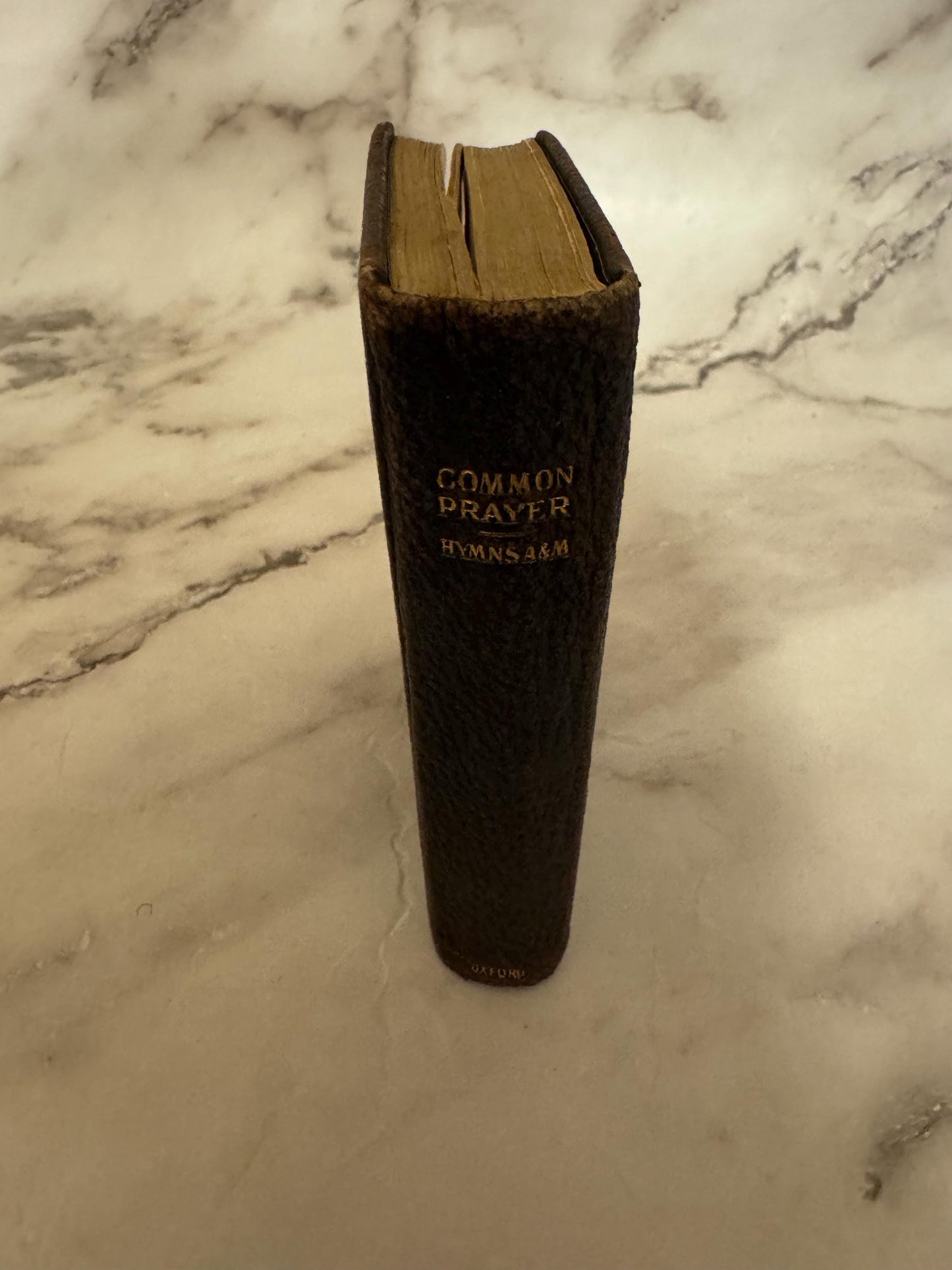 Book of Common Prayer and Hymns A and M Oxford University Press Black Leather - Ref x550