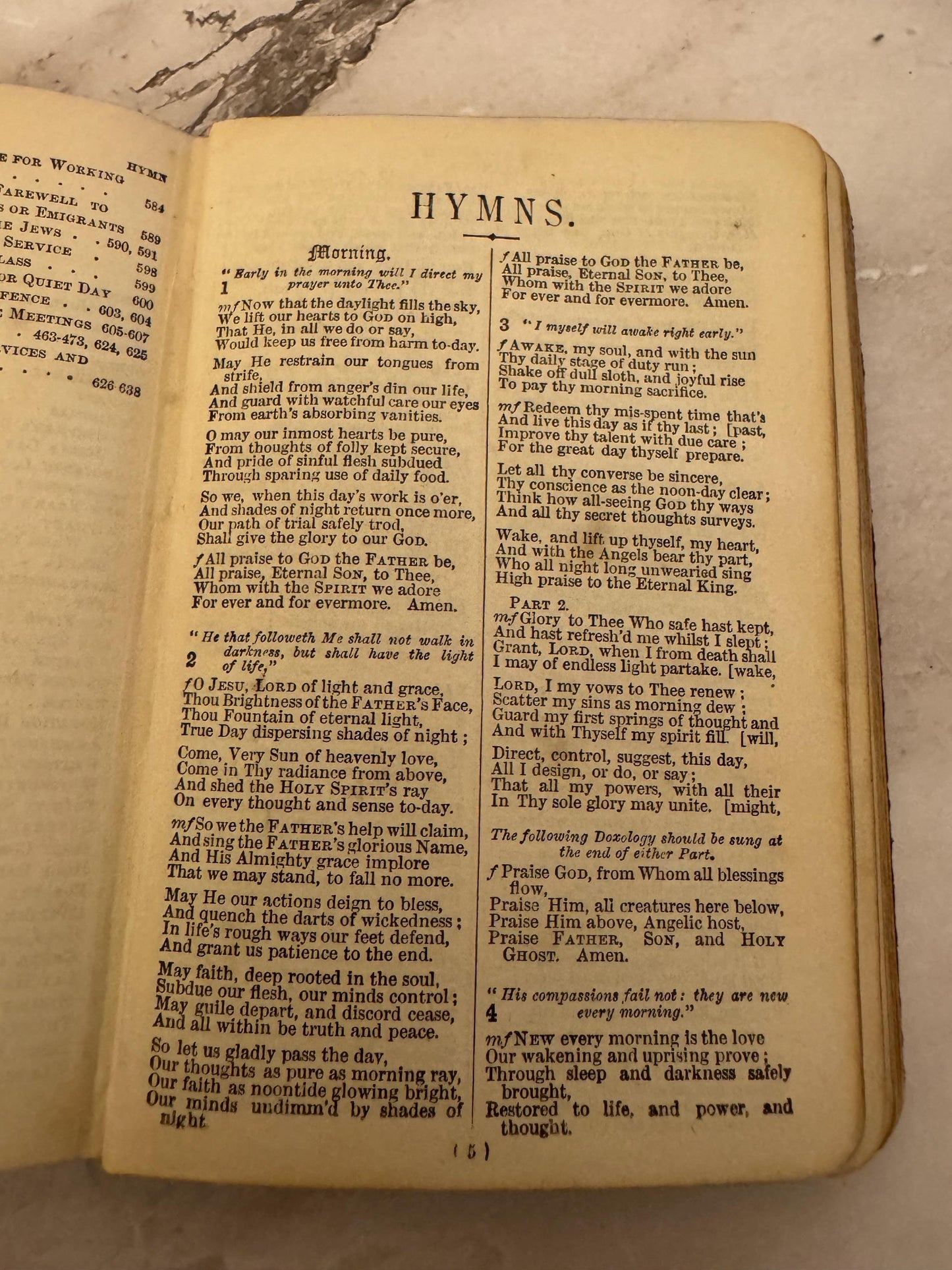 Book of Common Prayer and Hymns A and M Oxford University Press Black Leather - Ref x550
