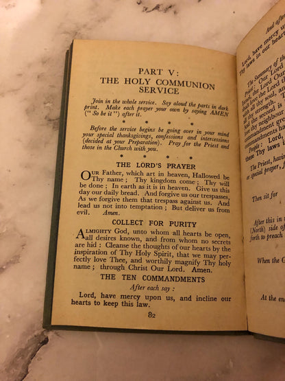 1948 Christian Prayer Book In His Presence Vintage Religious Book Small Devotional Book - Ref x520