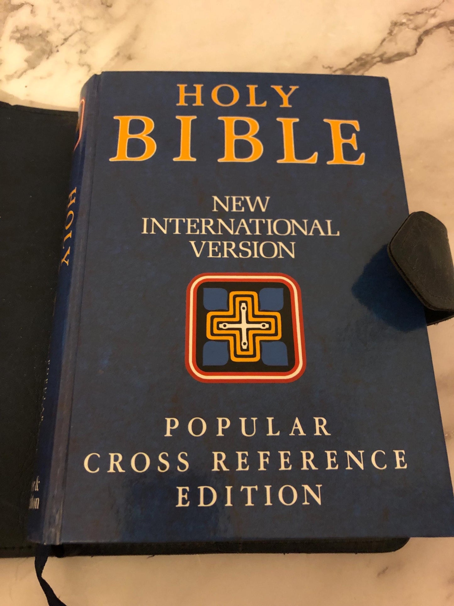 1992 NIV Leather Bible Snap Closure Vintage Bible Christian Gift Bible – Ref x515