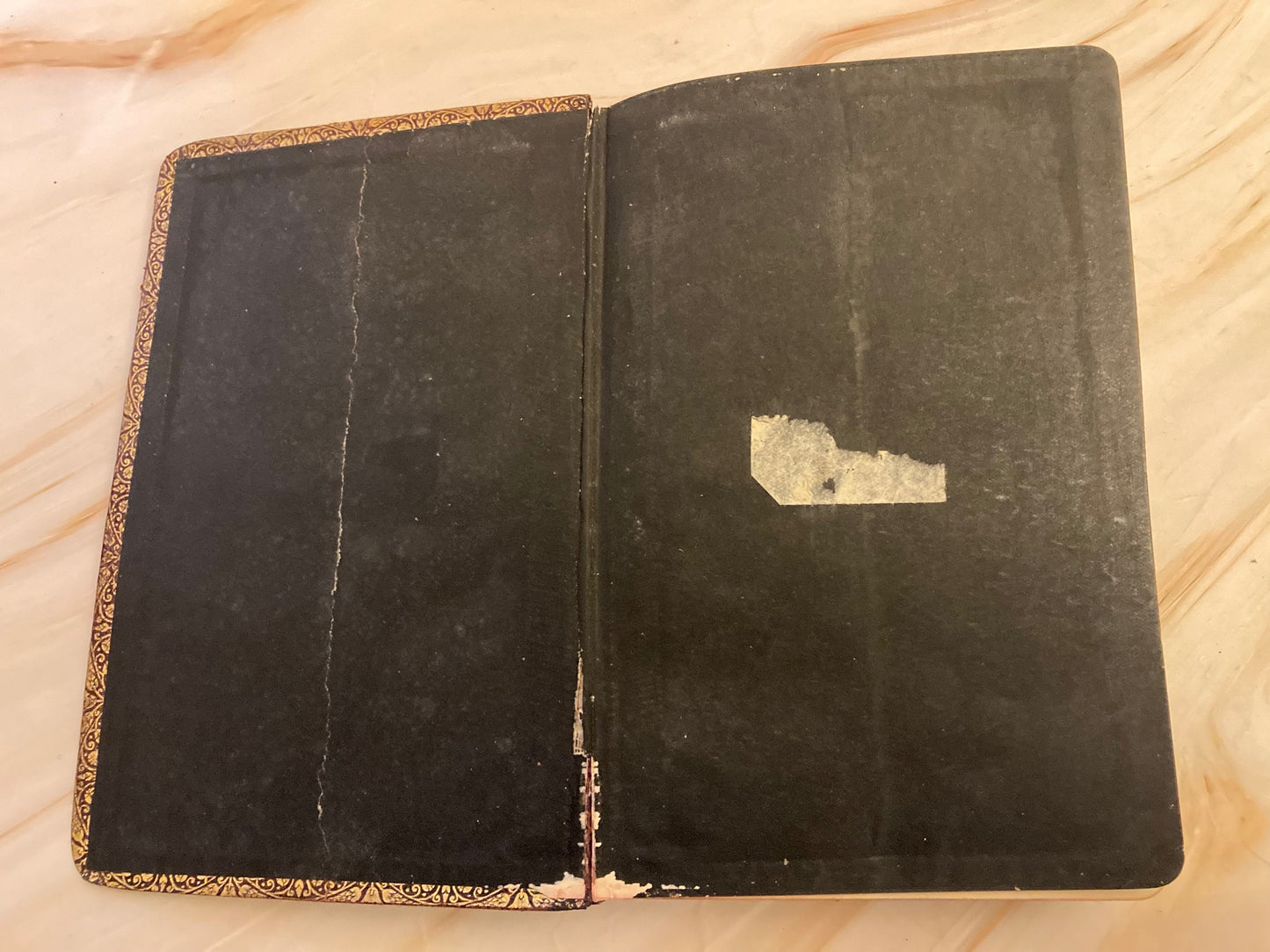 Antique Book of Common Prayer Leather Christian Prayer Book Vintage Church of England - (Ref x351)
