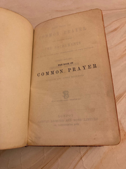 Antique Book of Common Prayer Leather Christian Prayer Book Vintage Church of England - (Ref x351)