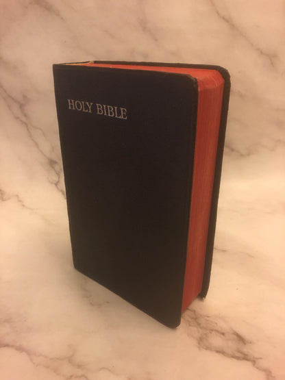 1953 Holy Bible Vintage Christian Bible Old Bible Pocket Bible Collectible - (Ref x471)