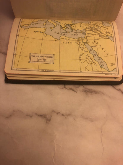 1953 Holy Bible Vintage Christian Bible Old Bible Pocket Bible Collectible - (Ref x471)