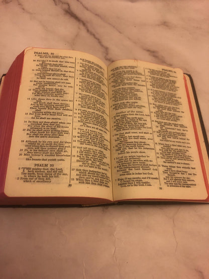 1953 Holy Bible Vintage Christian Bible Old Bible Pocket Bible Collectible - (Ref x471)