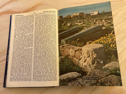 1952 Holy Bible Vintage Hardback British Bible Christian Book King James Style - (Ref x349)