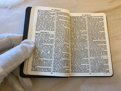 1931 New Testament Bible Vintage Christian Bible Pocket Bible Antique - (Ref x343)