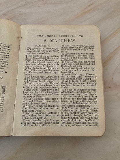 Red Letter New Testament Bible Vintage Christian Bible Pocket Bible - (Ref x331)