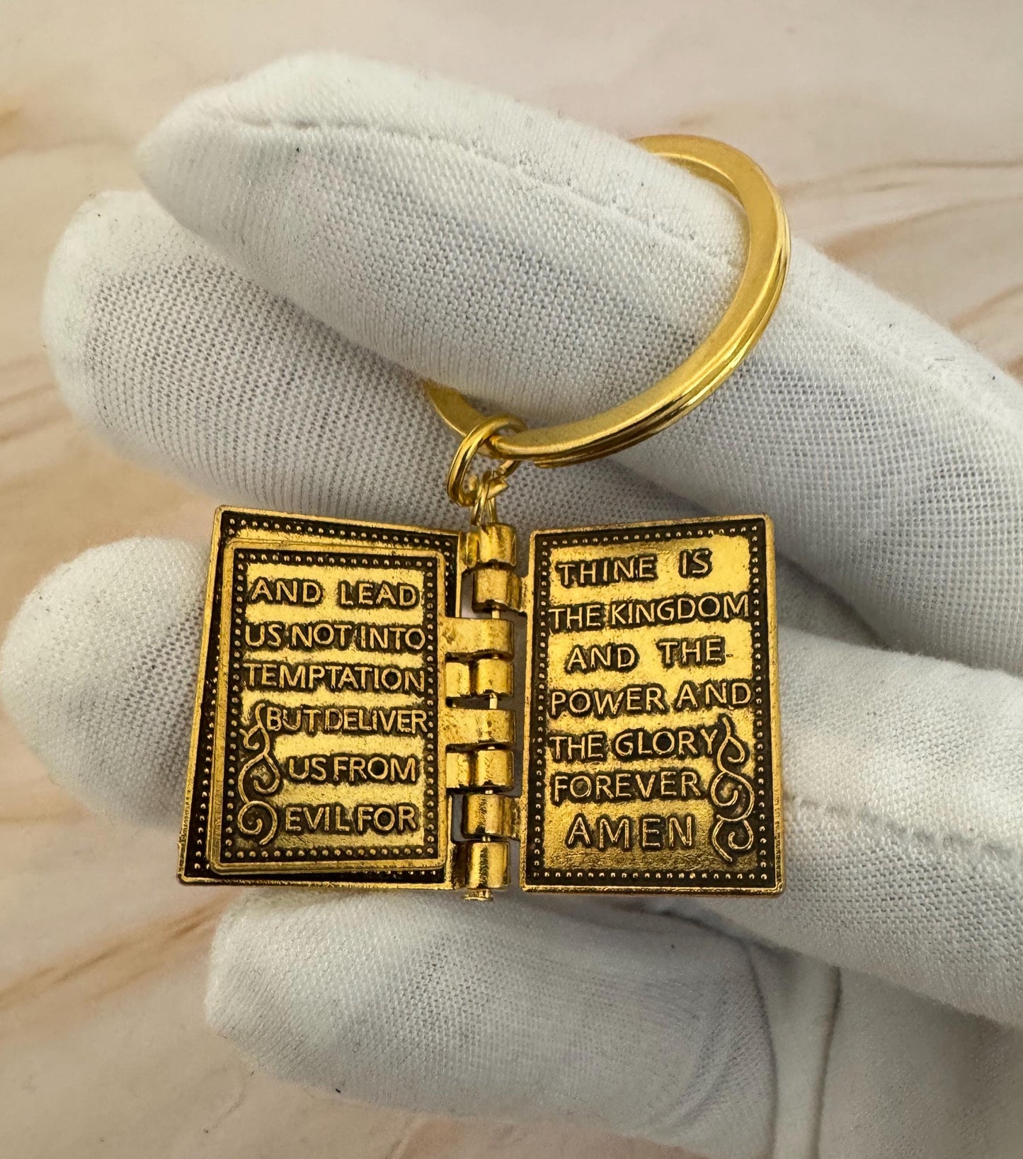 Gold Bible Keyring with Lord’s Prayer – Christian Gift for Men & Women, Religious Keychain, Keepsake Pendant
