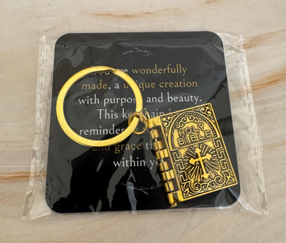 Gold Bible Keyring with Lord’s Prayer – Christian Gift for Men & Women, Religious Keychain, Keepsake Pendant