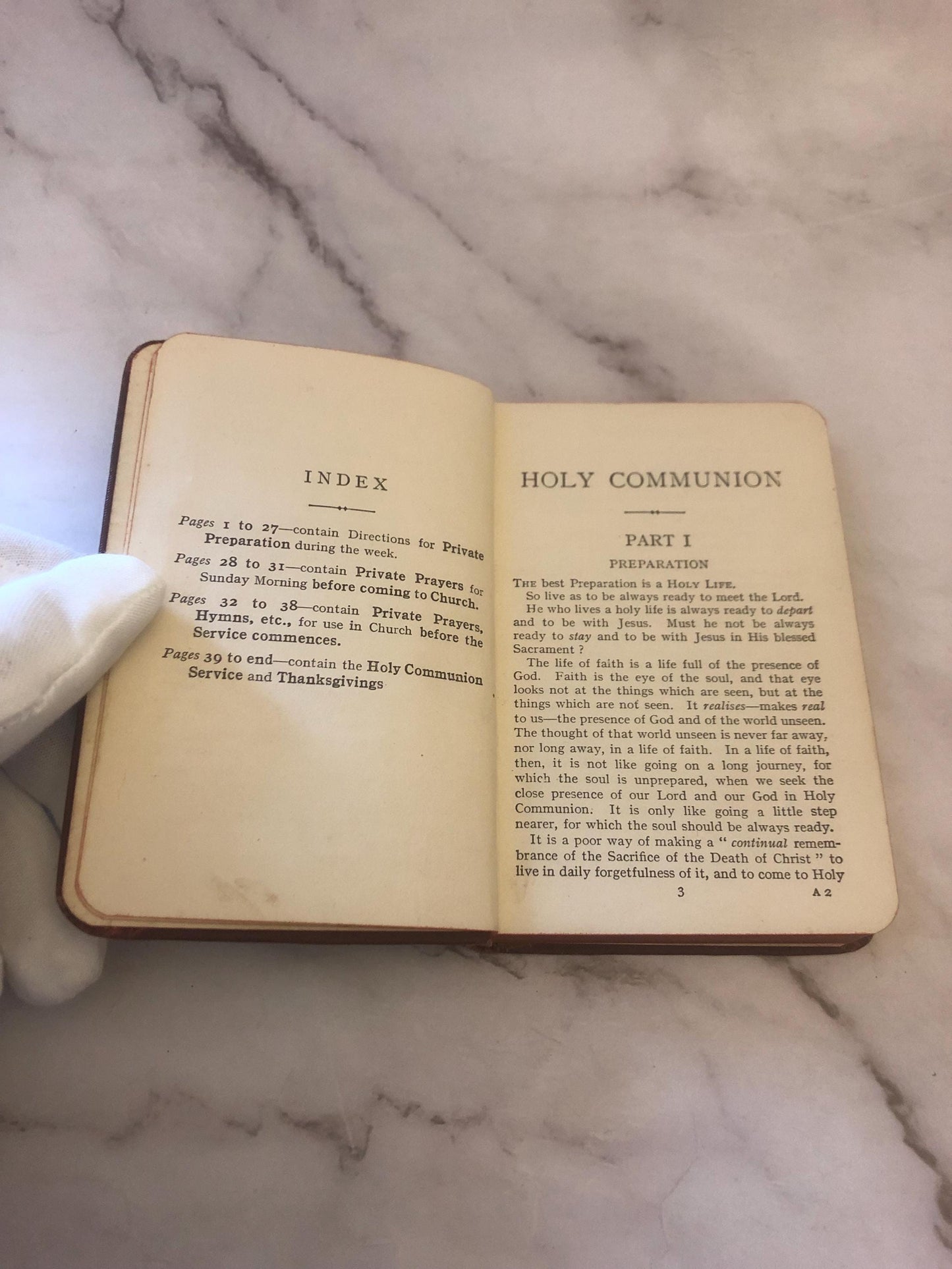 1915 Holy Communion Book Prayer Book Vintage Christian Religious Book - (Ref x466)