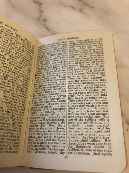 1915 Holy Communion Book Prayer Book Vintage Christian Religious Book - (Ref x466)