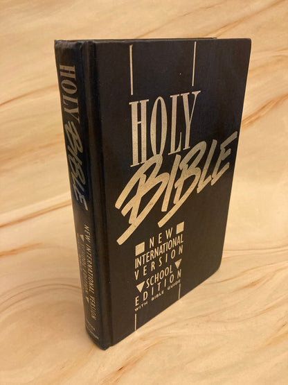 NIV Holy Bible – 1989 Edition – Hardcover – Vintage Christian Bible - Ref x246