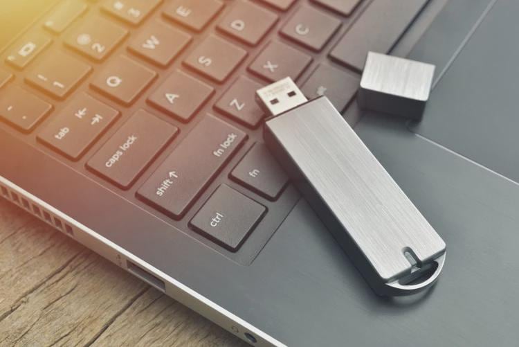 A.W. Tozer Sermons USB – 400+ Rare Christian Audio Recordings | Complete Sermon Collection on Prayer, Holy Spirit, Spiritual Growth