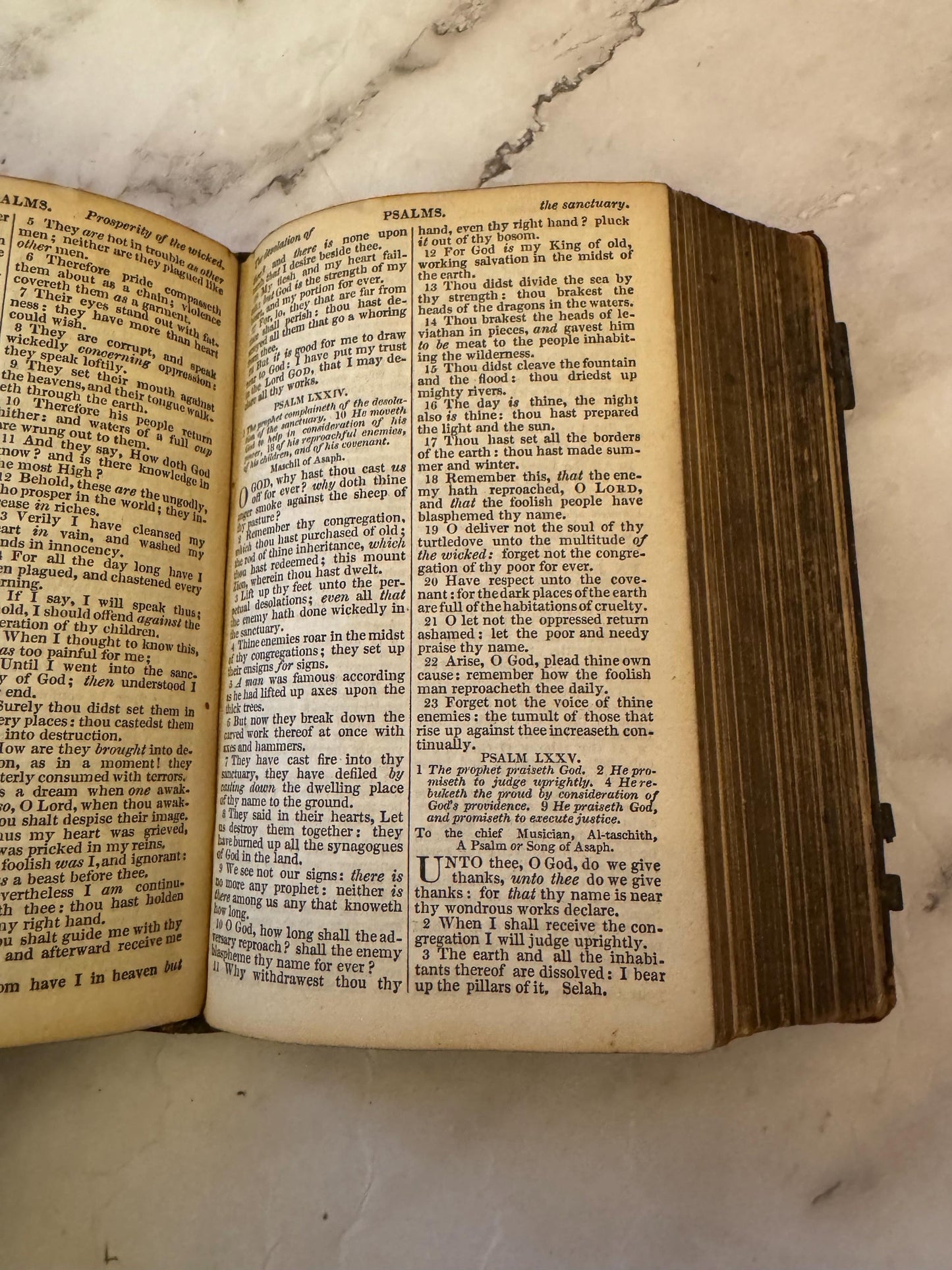 c.1870 Victorian Miniature King James Bible Leather Bound with Original Brass Clasps - Ref x725