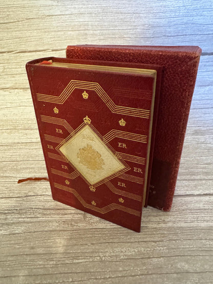 1953 Oxford Miniature Coronation Bible – Queen Elizabeth II Ruby 32mo with Original Box - Ref x713