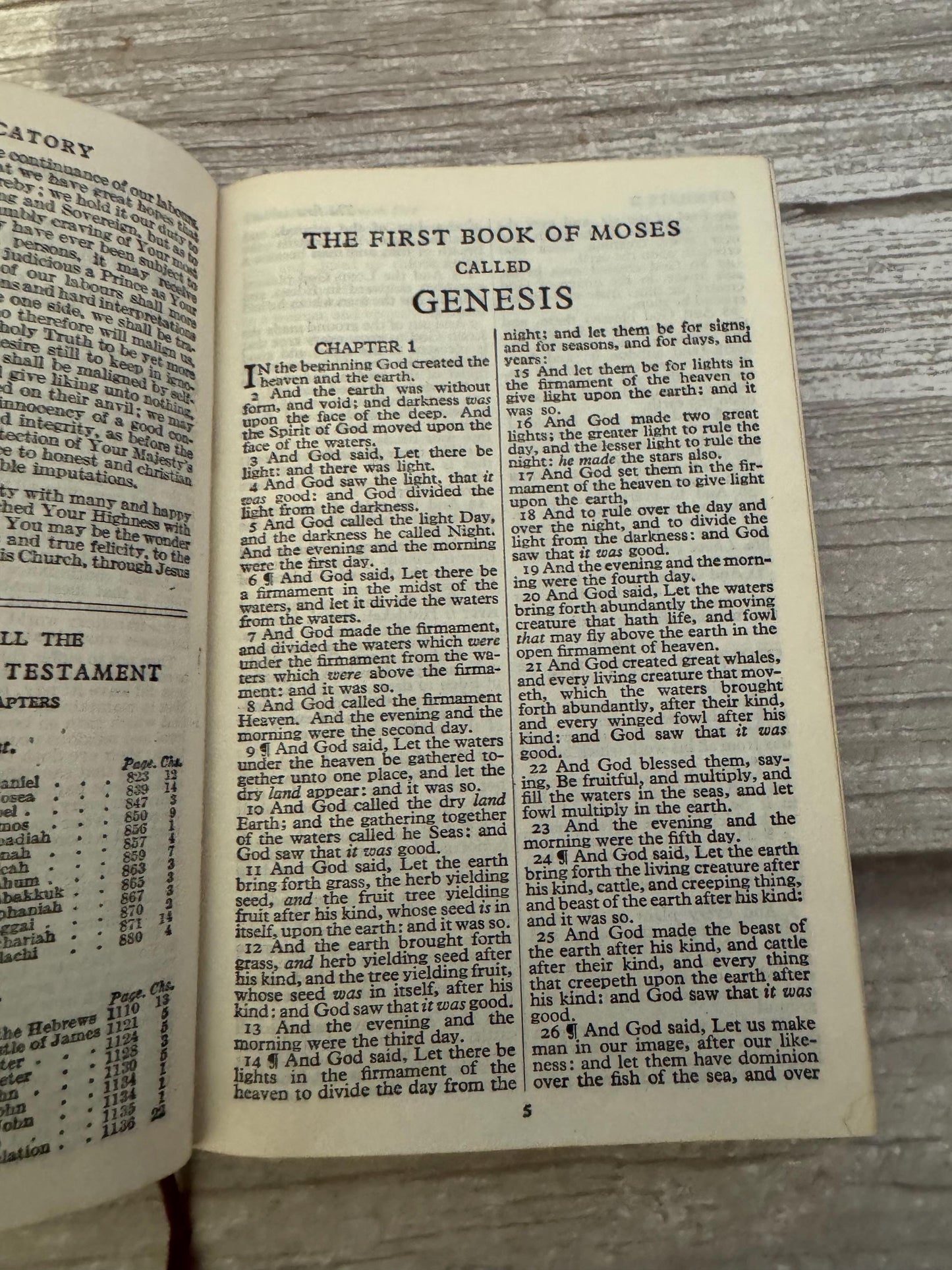 1953 Oxford Miniature Coronation Bible – Queen Elizabeth II Ruby 32mo with Original Box - Ref x713
