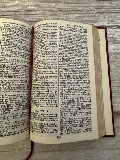 1953 Oxford Miniature Coronation Bible – Queen Elizabeth II Ruby 32mo with Original Box - Ref x713