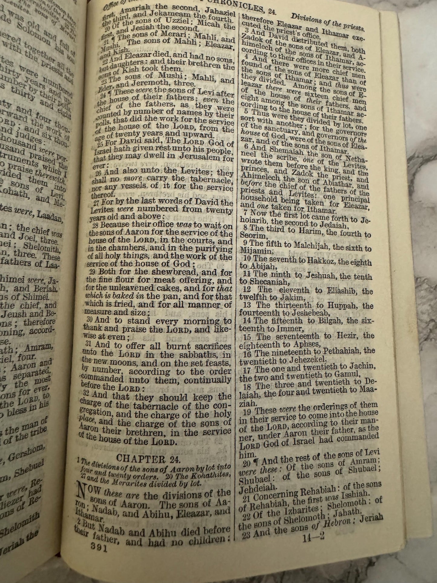 1905 Holy Bible KJV Miniature Leather Bound Bible SPCK Eyre & Spottiswoode Antique Pocket Bible - Ref X679