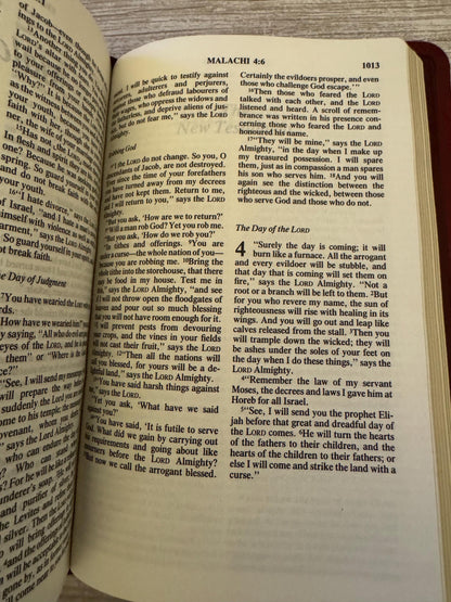 1988 Vintage Burgundy Gideons Holy Bible NIV Old & New Testament with Slipcase - Ref x768