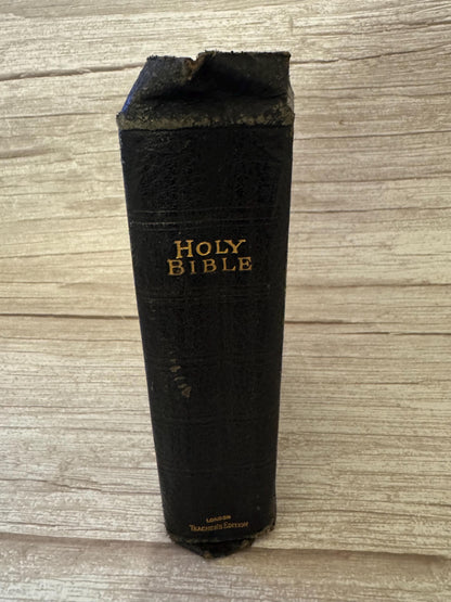 Antique Holy Bible Old & New Testaments Full Yapp Leather KJV Illustrated Reference Bible - Ref x765