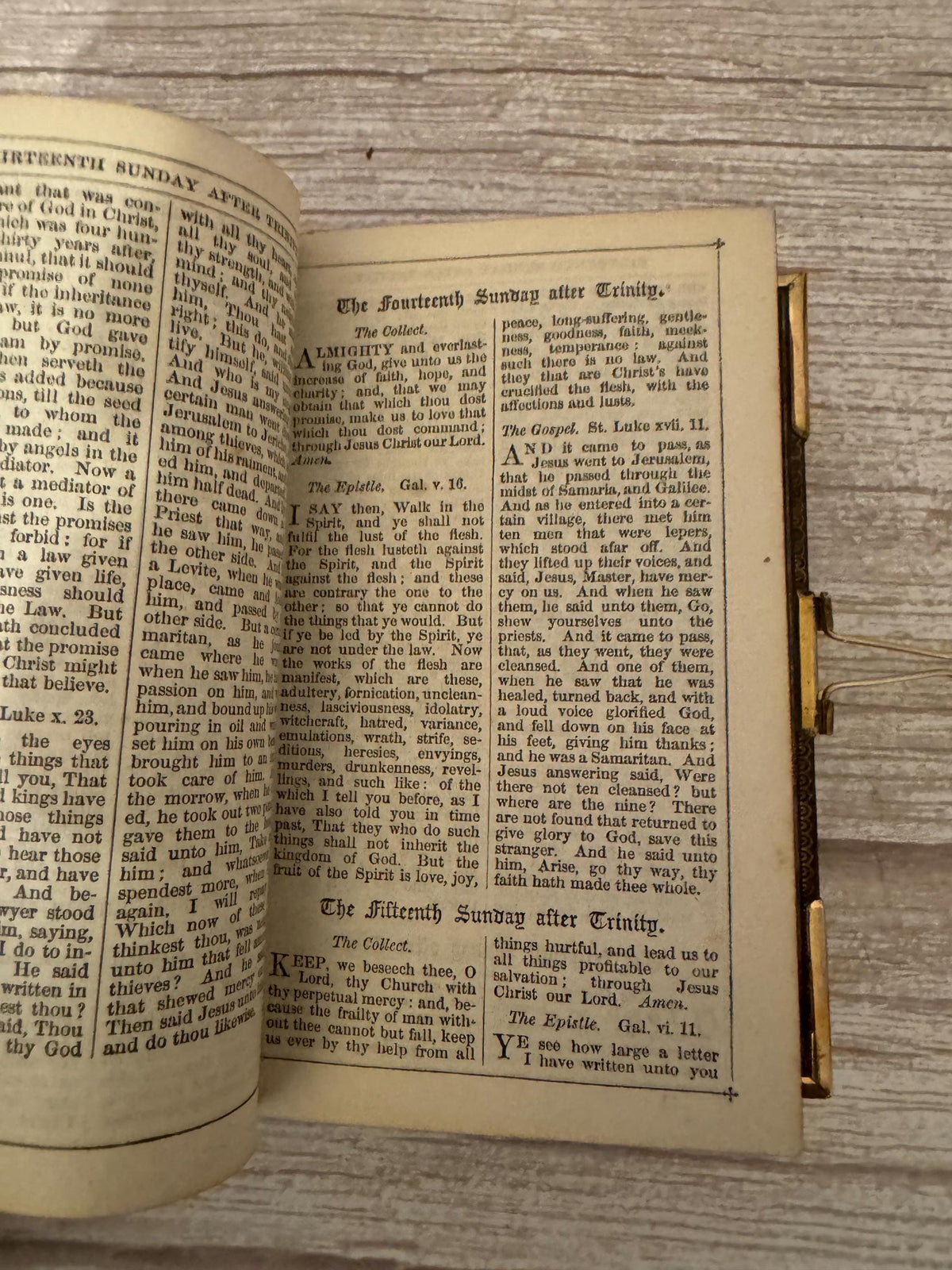 Antique New Testament Bible & Book of Common Prayer Brass Clasp Leather Binding - Ref x761