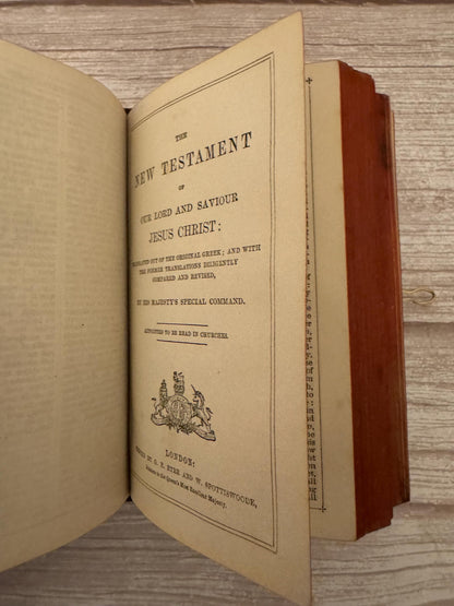 Antique New Testament Bible & Book of Common Prayer Brass Clasp Leather Binding - Ref x761