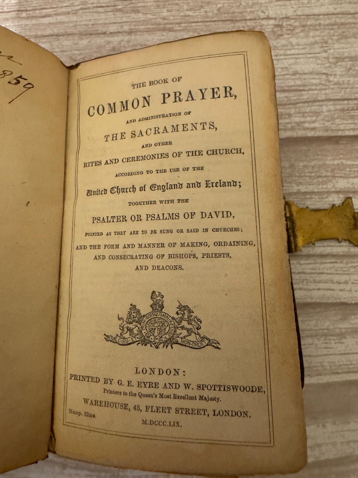 1859 Antique New Testament Bible & Book of Common Prayer Ornate Brass Clasp - Ref x758