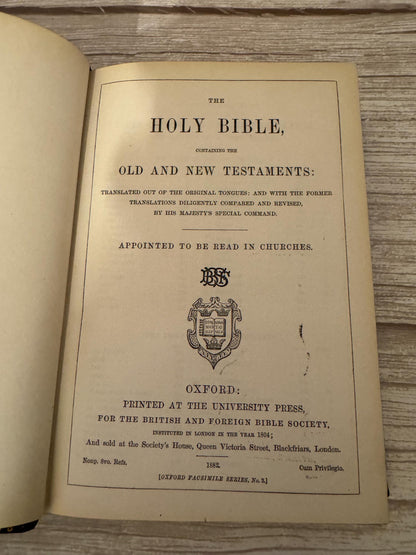 1882 Antique Holy Bible Old & New Testaments Oxford University Press with Maps - Ref x753