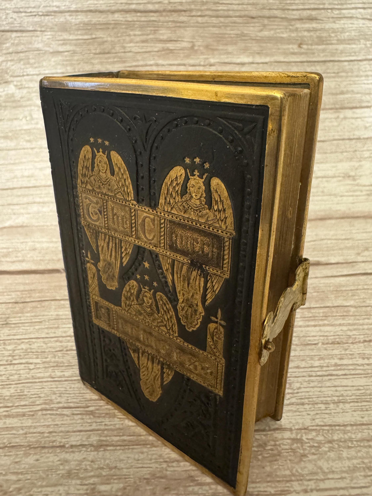 1867 Antique New Testament Bible and Book of Common Prayer with Clasp, Gothic Leather Binding - Ref x752