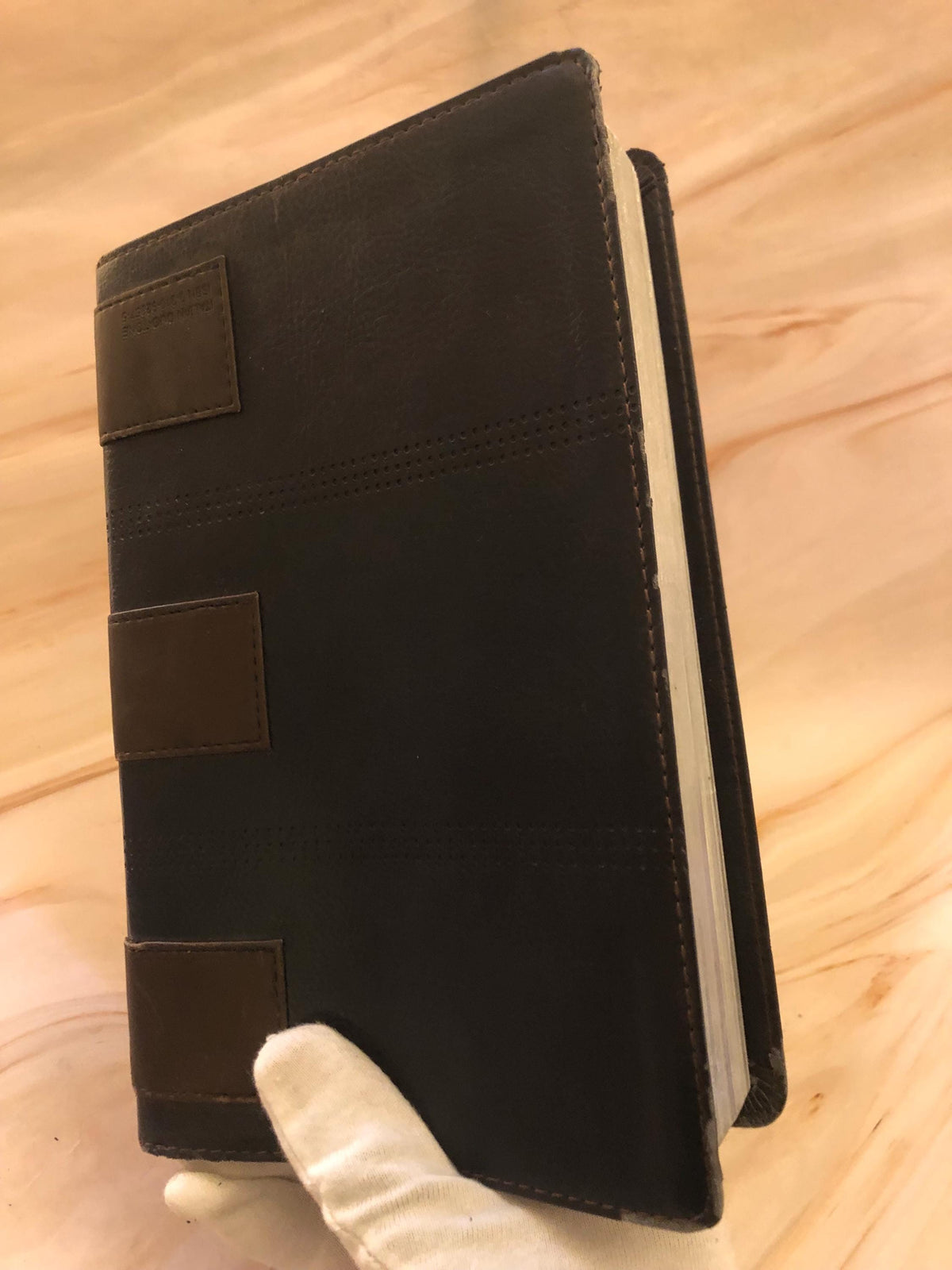 2006 NIV Men’s Devotional Bible – Christian Study Bible- Ref x413