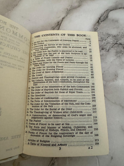 1950s Antique Common Prayer Book – Illustrated Church of England Hymns A&M Pocket Edition - Ref x632