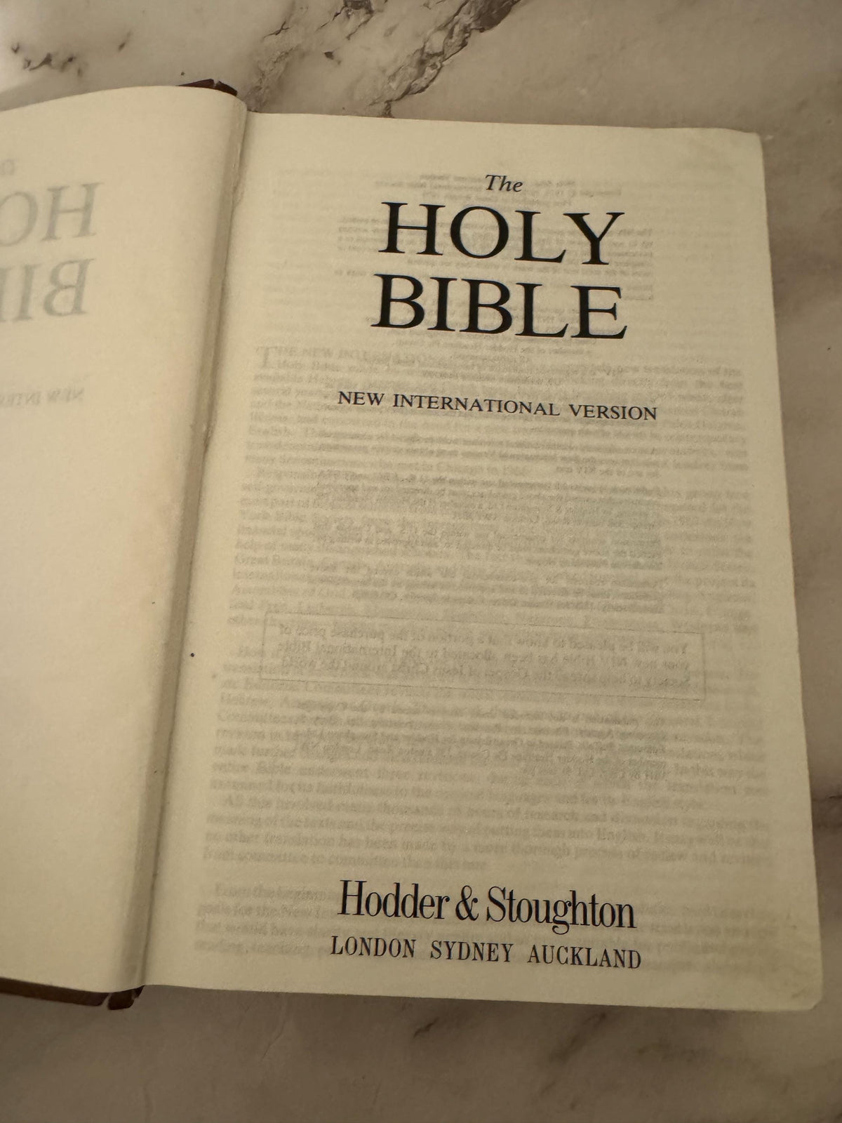 1994 NIV Bible with 1963 Church Wedding Pamphlet Vintage Christian Keepsake Gift - Ref x582