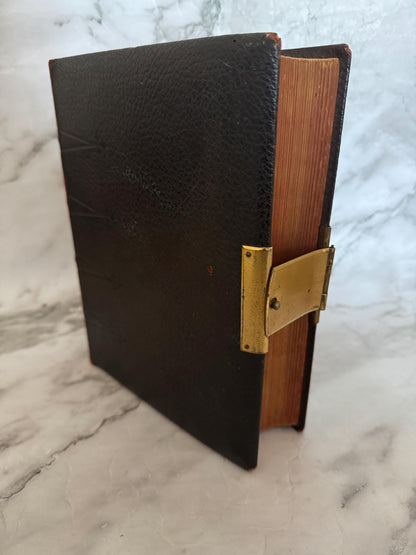 1880 Antique Holy Bible Large Victorian Leather Bound Brass Clasp 900 Illustrations - Ref x749