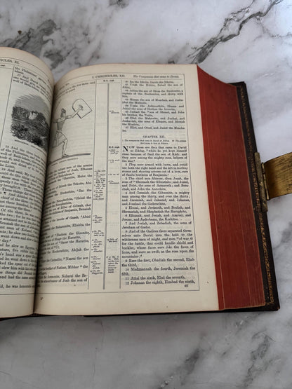 1880 Antique Holy Bible Large Victorian Leather Bound Brass Clasp 900 Illustrations - Ref x749