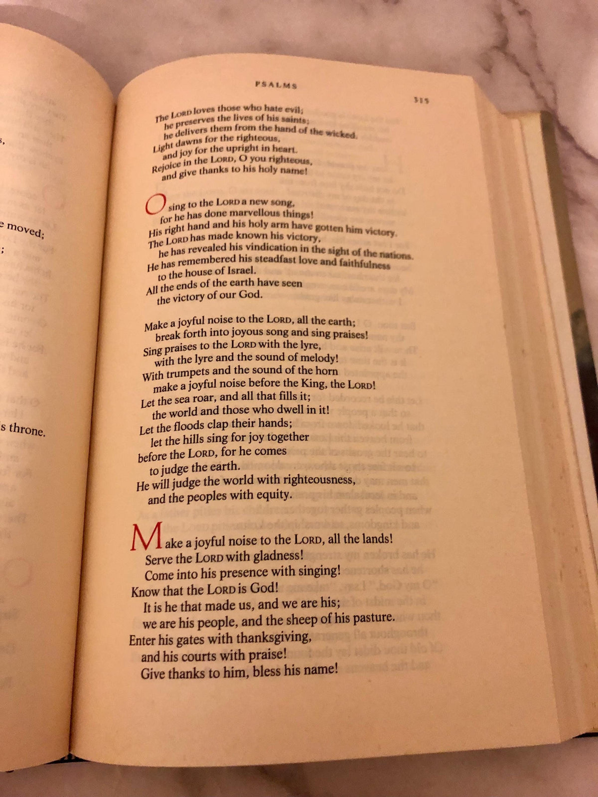 1983 RSV Reader’s Bible Hardcover Christian Bible Study Bible - Ref x369